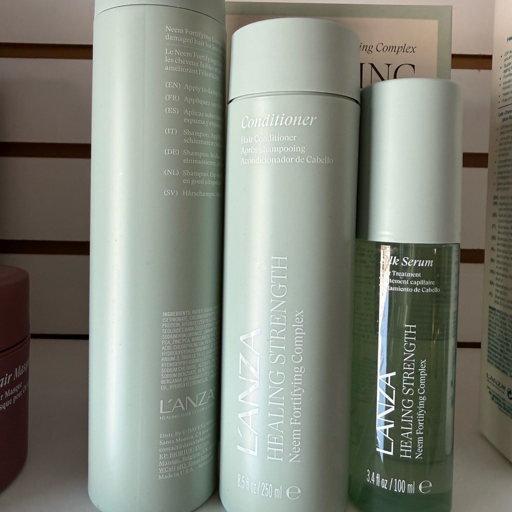 L'ANZA Healing Strength Neem Fortifying Shampoo - Light Green